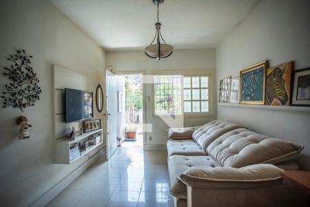 Sala de Estar de casa à venda com 2 quartos, 120m² em Cidade Vargas, São Paulo