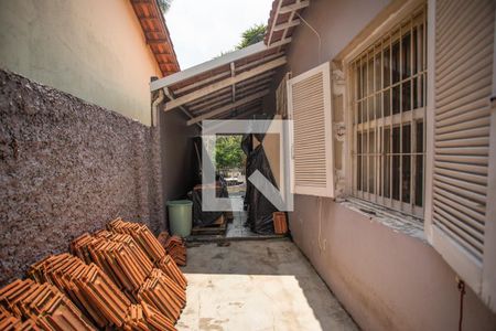 Casa à venda com 120m², 2 quartos e 3 vagas Casa à venda com 120m², 2 quartos e 3 vagasGaragem