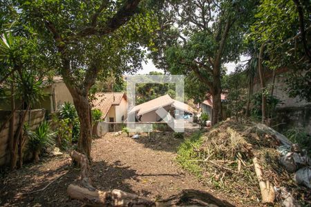 Casa à venda com 120m², 2 quartos e 3 vagas Casa à venda com 120m², 2 quartos e 3 vagasÁrea verde