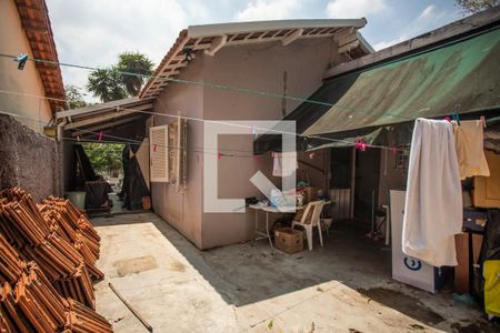 Casa à venda com 120m², 2 quartos e 3 vagas Casa à venda com 120m², 2 quartos e 3 vagasQuintal