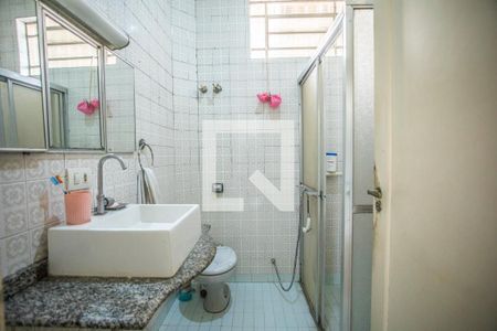 Casa à venda com 120m², 2 quartos e 3 vagas Casa à venda com 120m², 2 quartos e 3 vagasBanheiro