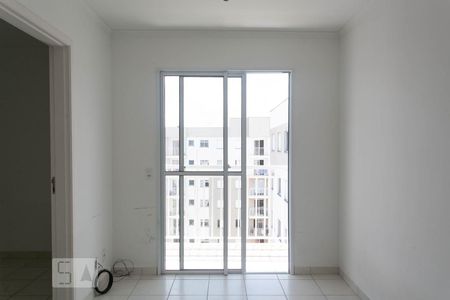 Sala de apartamento para alugar com 2 quartos, 50m² em Vila Nova Curuçá, São Paulo