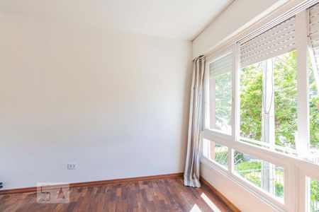 Quarto  de apartamento à venda com 1 quarto, 45m² em Petrópolis, Porto Alegre