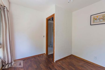 Quarto  de apartamento à venda com 1 quarto, 45m² em Petrópolis, Porto Alegre