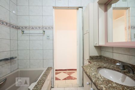Banheiro  de apartamento para alugar com 2 quartos, 79m² em Mooca, São Paulo