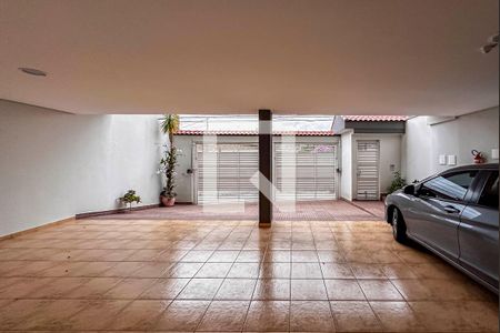 Apartamento à venda com 140m², 2 quartos e 1 vaga Apartamento à venda com 140m², 2 quartos e 1 vagaGaragem