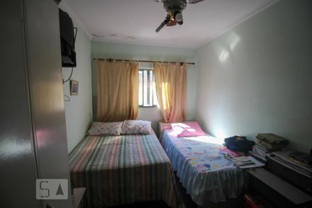 Casa à venda com 200m², 4 quartos e sem vaga Casa à venda com 200m², 4 quartos e sem vagaQuarto 1