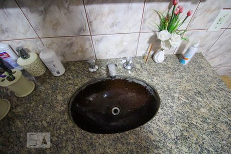 Casa à venda com 200m², 4 quartos e sem vaga Casa à venda com 200m², 4 quartos e sem vagaBanheiro - Torneira