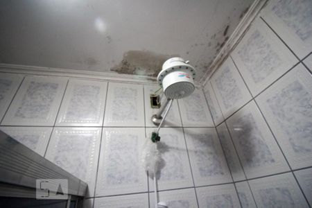 Casa à venda com 200m², 4 quartos e sem vaga Casa à venda com 200m², 4 quartos e sem vagaBanheiro