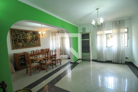 Sala de casa à venda com 4 quartos, 200m² em Vila Maria Zélia, São Paulo