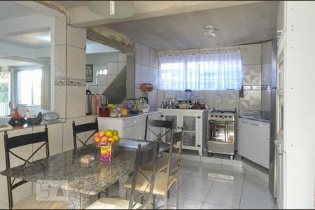 Casa à venda com 144m², 2 quartos e sem vagaCozinha