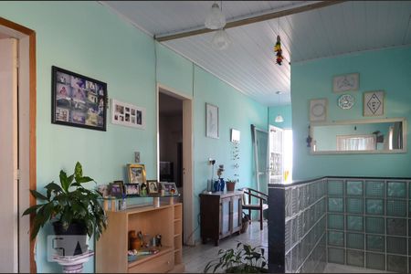 Sala de casa à venda com 2 quartos, 144m² em Partenon, Porto Alegre