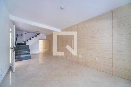 Sala de casa para alugar com 4 quartos, 200m² em Parque Capuava, Santo André
