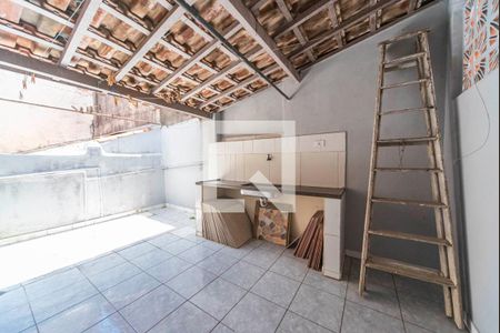 Casa para alugar com 200m², 4 quartos e 2 vagasVaranda Fundos