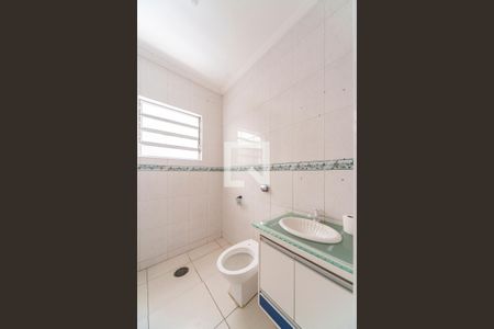 Banheiro de casa para alugar com 4 quartos, 200m² em Parque Capuava, Santo André