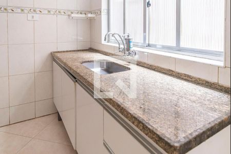Casa para alugar com 200m², 4 quartos e 2 vagasCozinha