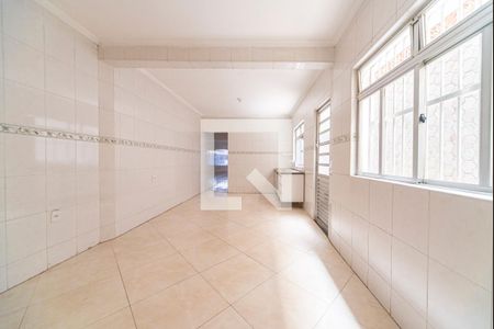 Casa para alugar com 200m², 4 quartos e 2 vagasCozinha