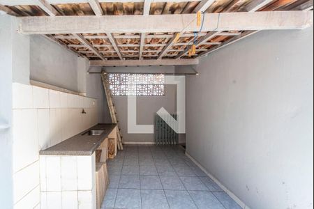 Casa para alugar com 200m², 4 quartos e 2 vagasVaranda Fundos