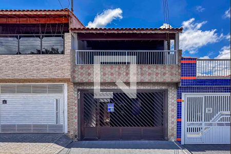 Casa para alugar com 200m², 4 quartos e 2 vagasFachada