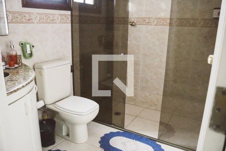 Casa à venda com 378m², 5 quartos e 2 vagasBanheiro da Suíte 2