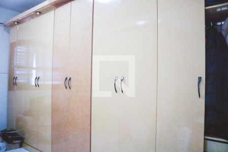 Casa à venda com 378m², 5 quartos e 2 vagasQuarto 1