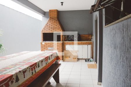 Casa à venda com 378m², 5 quartos e 2 vagasChurrasqueira