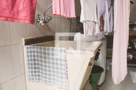 Casa à venda com 378m², 5 quartos e 2 vagasÁrea de Serviço