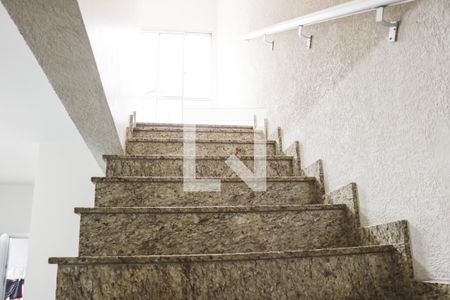 Casa à venda com 378m², 5 quartos e 2 vagasSala 2