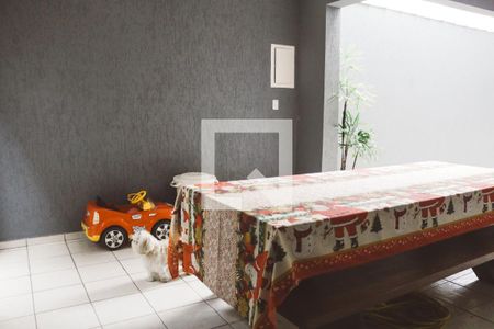 Casa à venda com 378m², 5 quartos e 2 vagasChurrasqueira