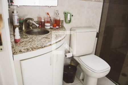 Casa à venda com 378m², 5 quartos e 2 vagasBanheiro da Suíte 2