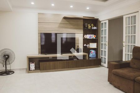 Sala de casa à venda com 5 quartos, 378m² em Parque Sao Domingos, São Paulo