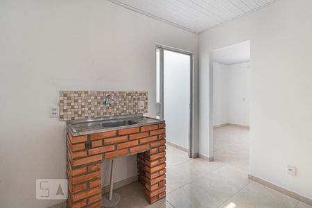 Sala/Cozinha de kitnet/studio para alugar com 1 quarto, 30m² em Vila Jardim, Porto Alegre