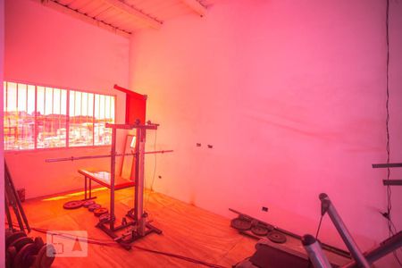 Casa à venda com 173m², 2 quartos e 2 vagas Casa à venda com 173m², 2 quartos e 2 vagasSalão