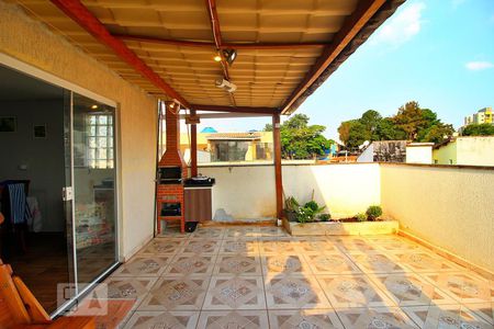 Apartamento à venda com 100m², 2 quartos e 2 vagasCobertura / Área Externa