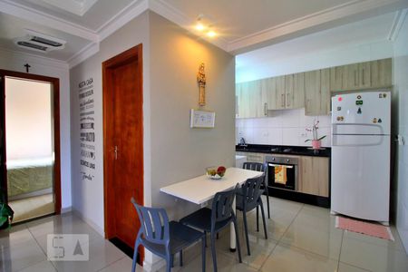 Sala de apartamento à venda com 2 quartos, 100m² em Vila São Pedro, Santo André