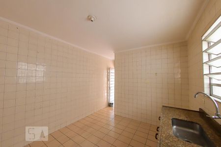 Casa para alugar com 80m², 2 quartos e 1 vaga Casa para alugar com 80m², 2 quartos e 1 vagaCozinha