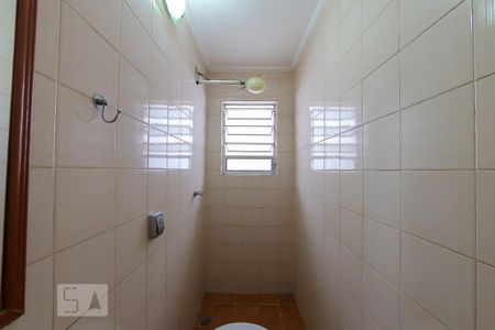 Casa para alugar com 80m², 2 quartos e 1 vaga Casa para alugar com 80m², 2 quartos e 1 vagaBanheiro