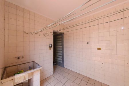 Casa para alugar com 80m², 2 quartos e 1 vaga Casa para alugar com 80m², 2 quartos e 1 vagaArea de Serviço