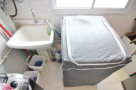 Apartamento à venda com 53m², 2 quartos e 2 vagasCozinha e Área de Serviço