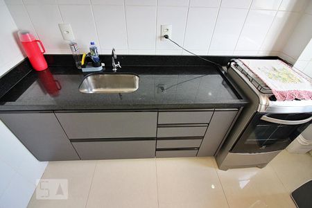 Apartamento à venda com 53m², 2 quartos e 2 vagasCozinha e Área de Serviço