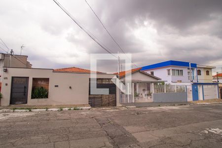 Vista de casa à venda com 4 quartos, 234m² em Parque Sao Lucas, São Paulo