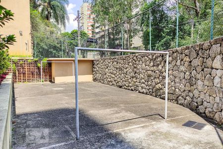 Apartamento à venda com 380m², 4 quartos e 4 vagas Apartamento à venda com 380m², 4 quartos e 4 vagasÁrea Comum - Quadra