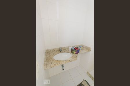 Apartamento à venda com 127m², 3 quartos e 2 vagas Apartamento à venda com 127m², 3 quartos e 2 vagasBanheiro da Suíte