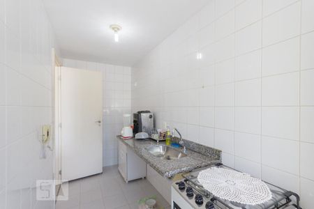 Apartamento à venda com 127m², 3 quartos e 2 vagas Apartamento à venda com 127m², 3 quartos e 2 vagasCozinha e Área de Serviço
