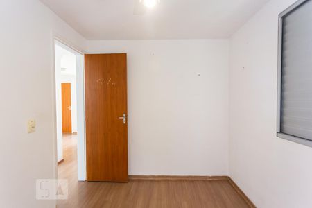 Quarto 2 de apartamento para alugar com 2 quartos, 50m² em Conceição, Osasco
