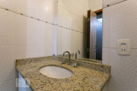 Casa à venda com 200m², 3 quartos e 4 vagasBanheiro da Suíte 3