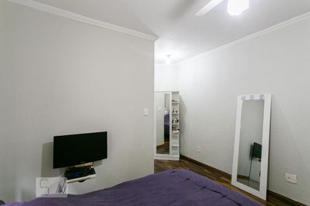 Casa à venda com 200m², 3 quartos e 4 vagasSuíte 2