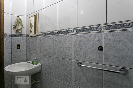 Casa à venda com 200m², 3 quartos e 4 vagasLavabo