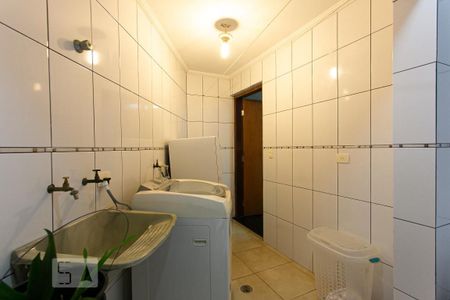 Casa à venda com 200m², 3 quartos e 4 vagasÁrea de Serviço