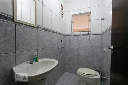 Casa à venda com 200m², 3 quartos e 4 vagasLavabo